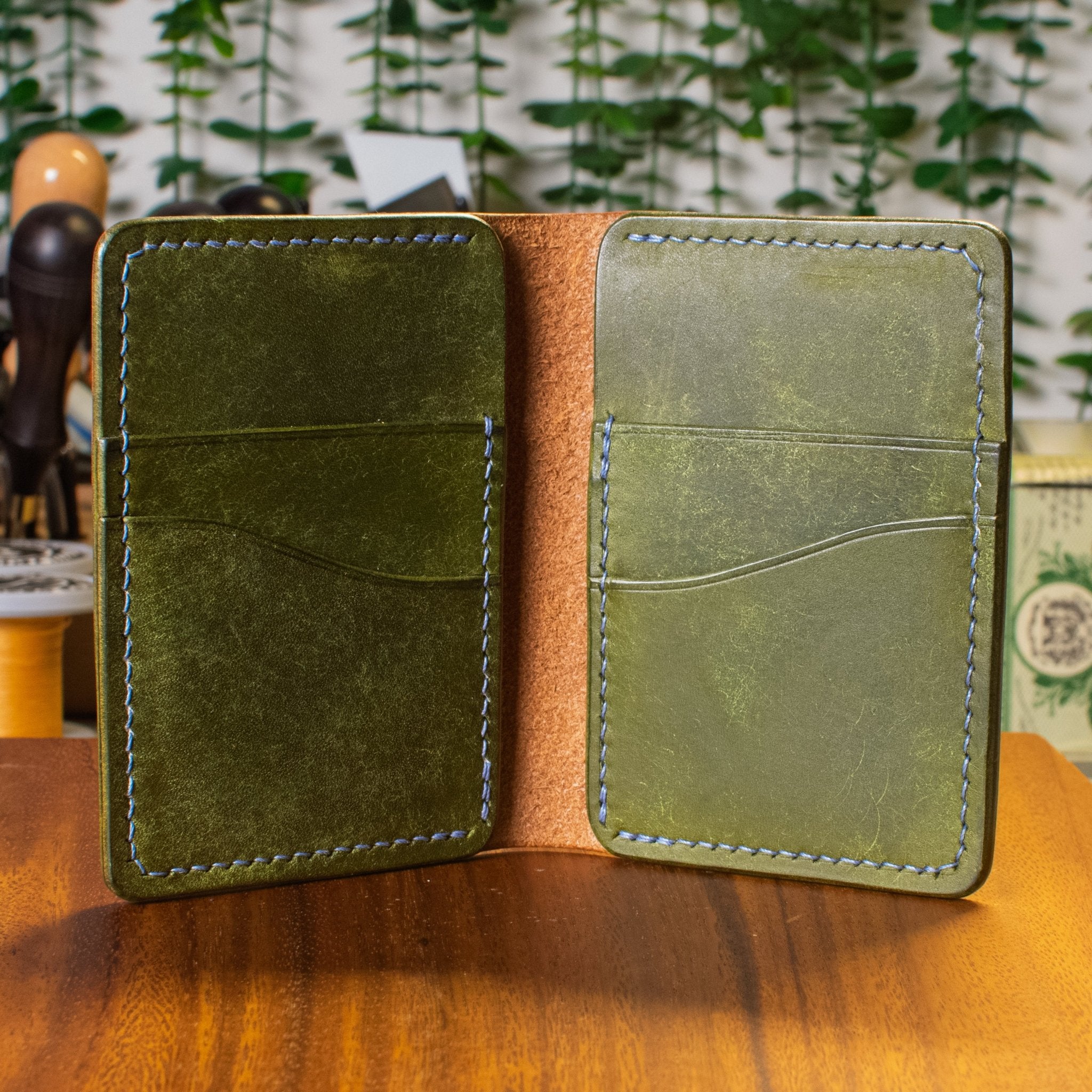 Hemlock Vertical Bifold | Tan Wicket & Craig | Olive Pueblo - Lost Cove Leather