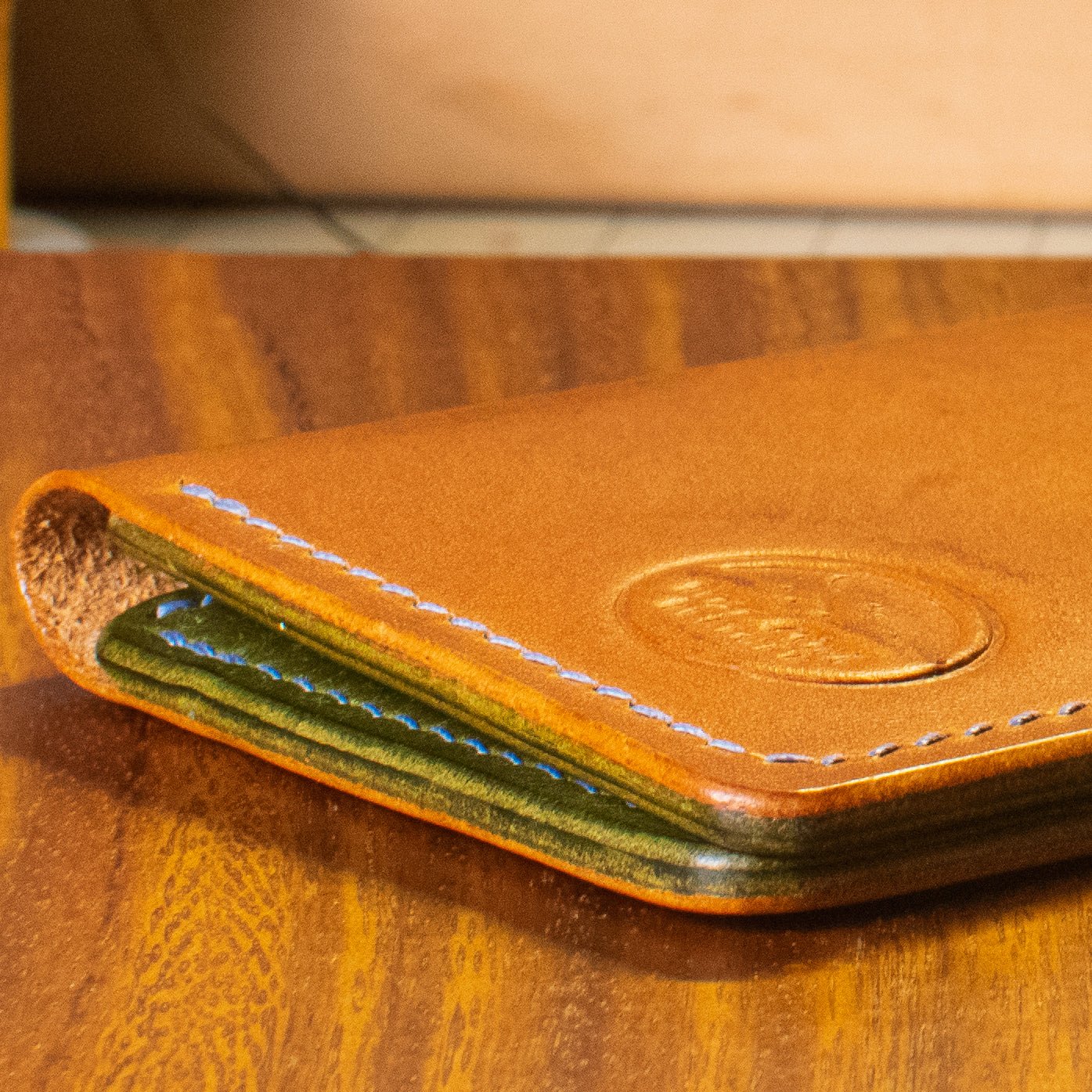 Hemlock Vertical Bifold | Tan Wicket & Craig | Olive Pueblo - Lost Cove Leather