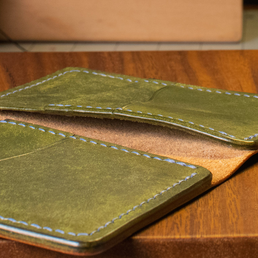 Hemlock Vertical Bifold | Tan Wicket & Craig | Olive Pueblo - Lost Cove Leather