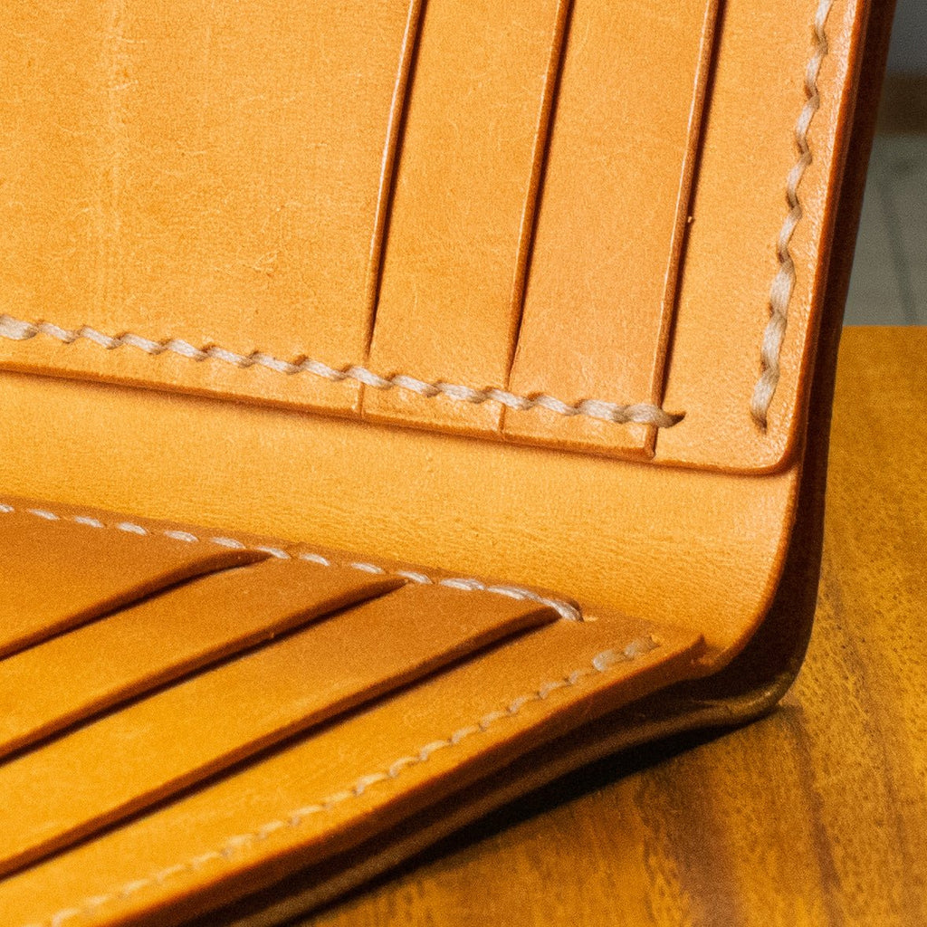 Hickory Bifold | Natural Pueblo | Cream Thread - Lost Cove Leather