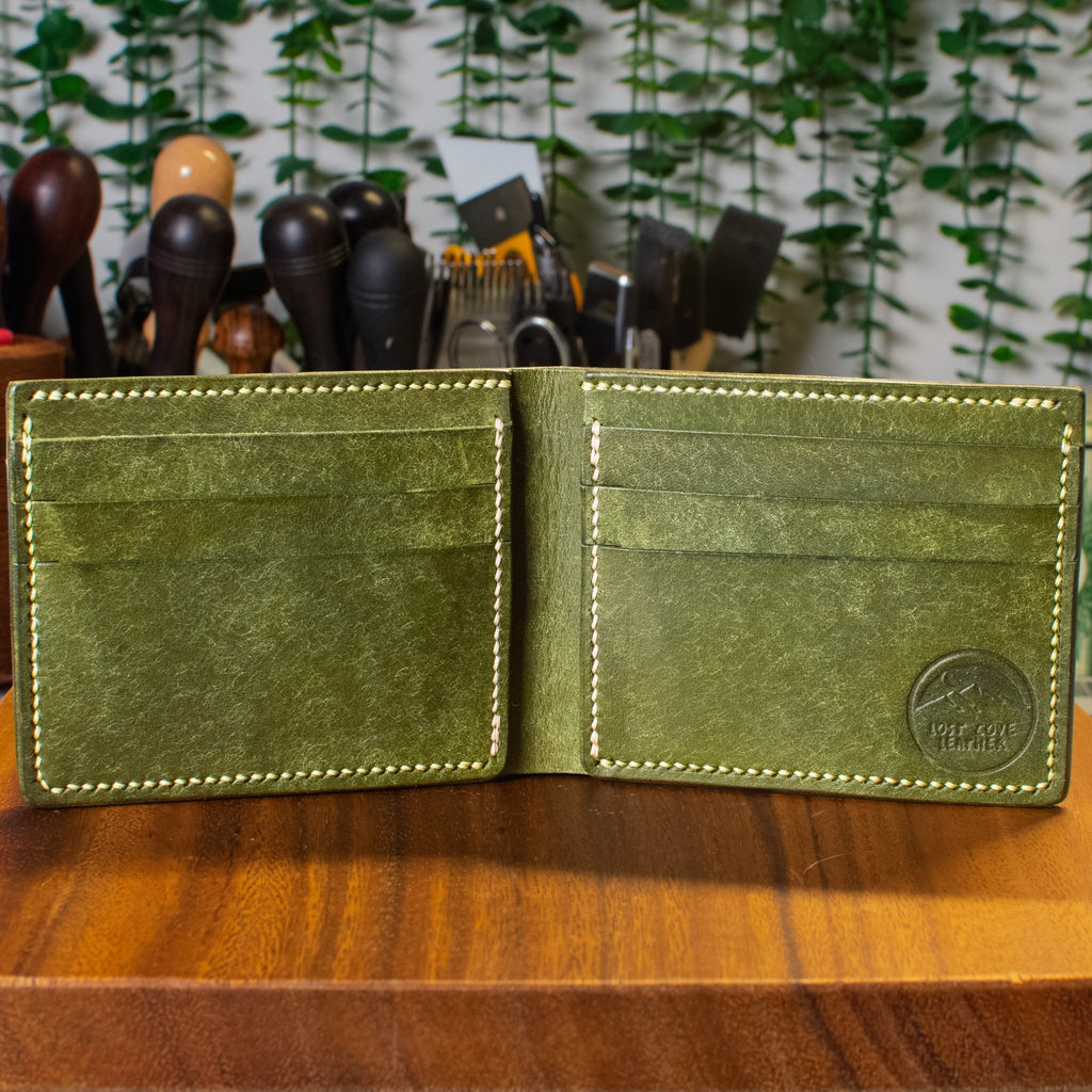 Hickory Bifold | Olive Pueblo | Pear Thread - Lost Cove Leather